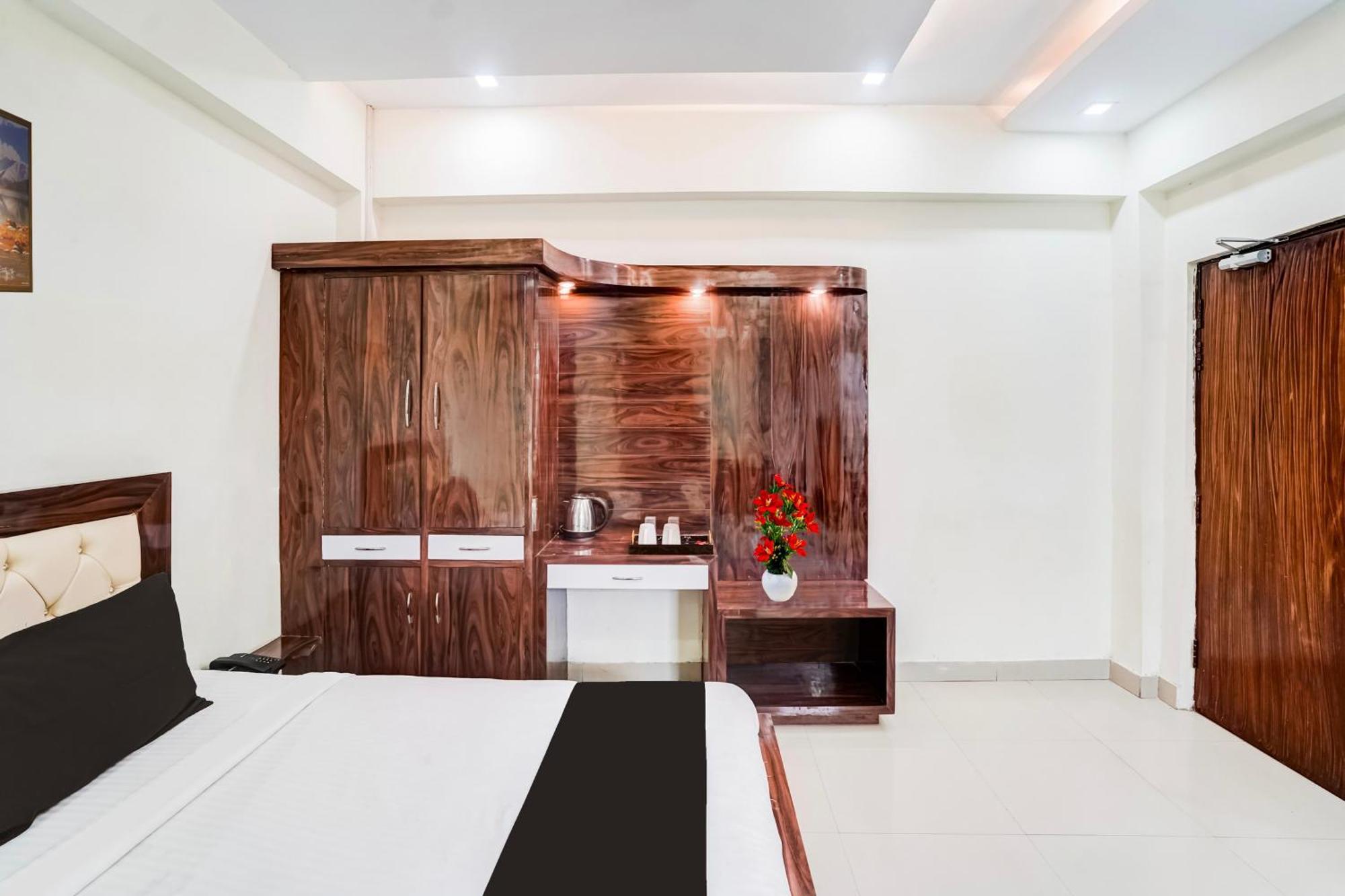 Super Hotel O Sgpgi Bijnaur Kültér fotó