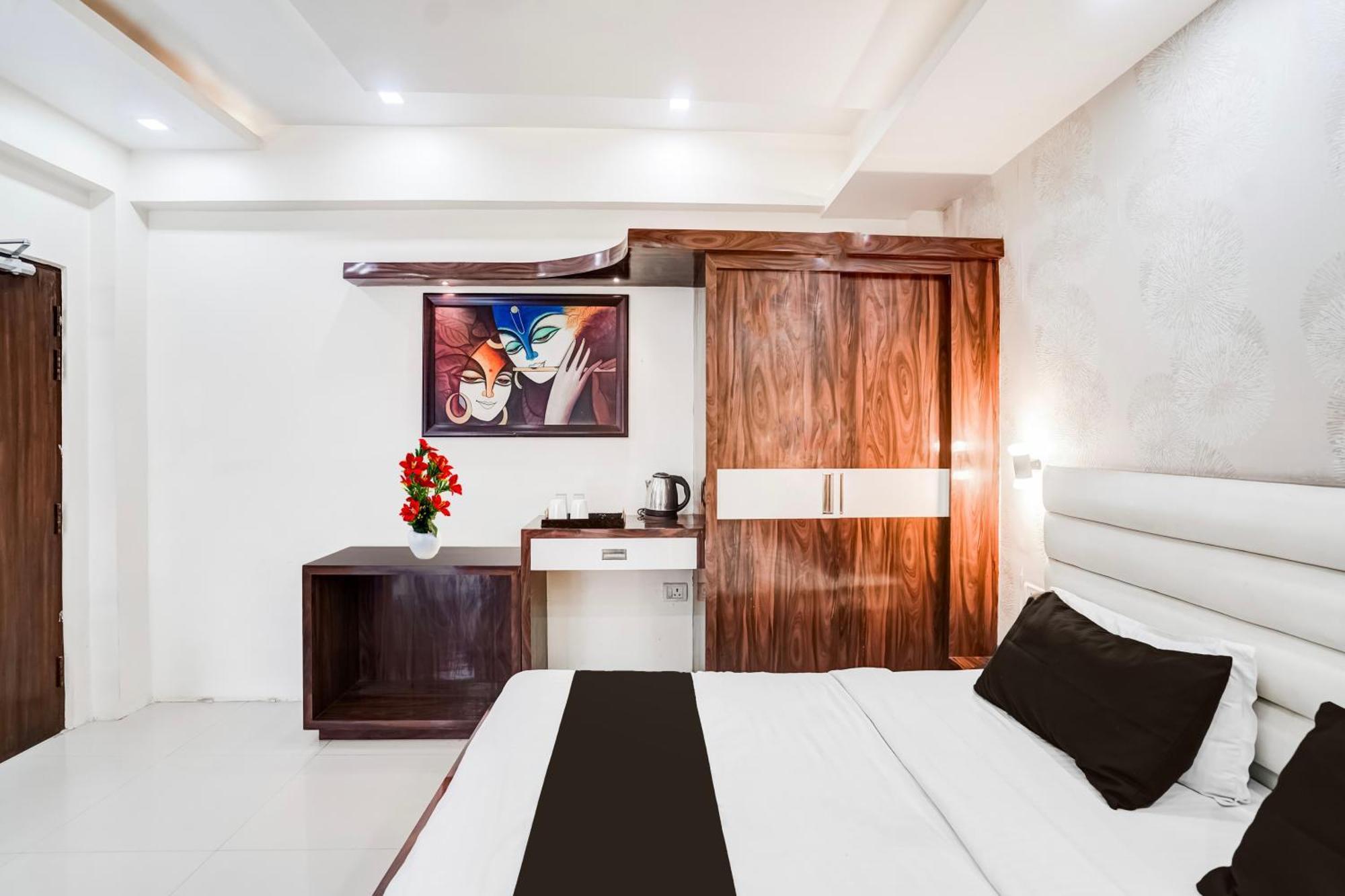 Super Hotel O Sgpgi Bijnaur Kültér fotó