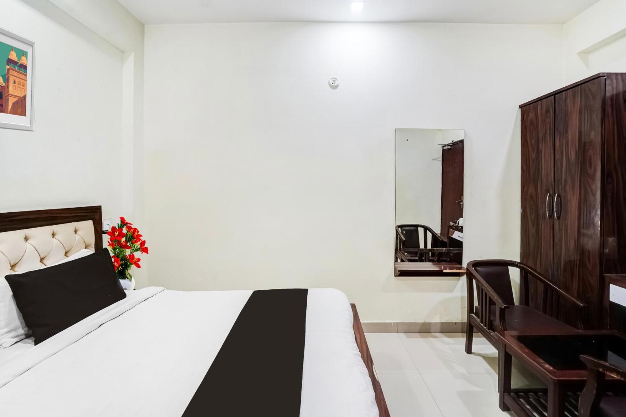 Super Hotel O Sgpgi Bijnaur Kültér fotó