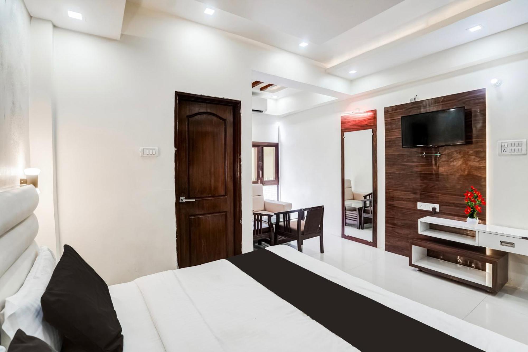 Super Hotel O Sgpgi Bijnaur Kültér fotó